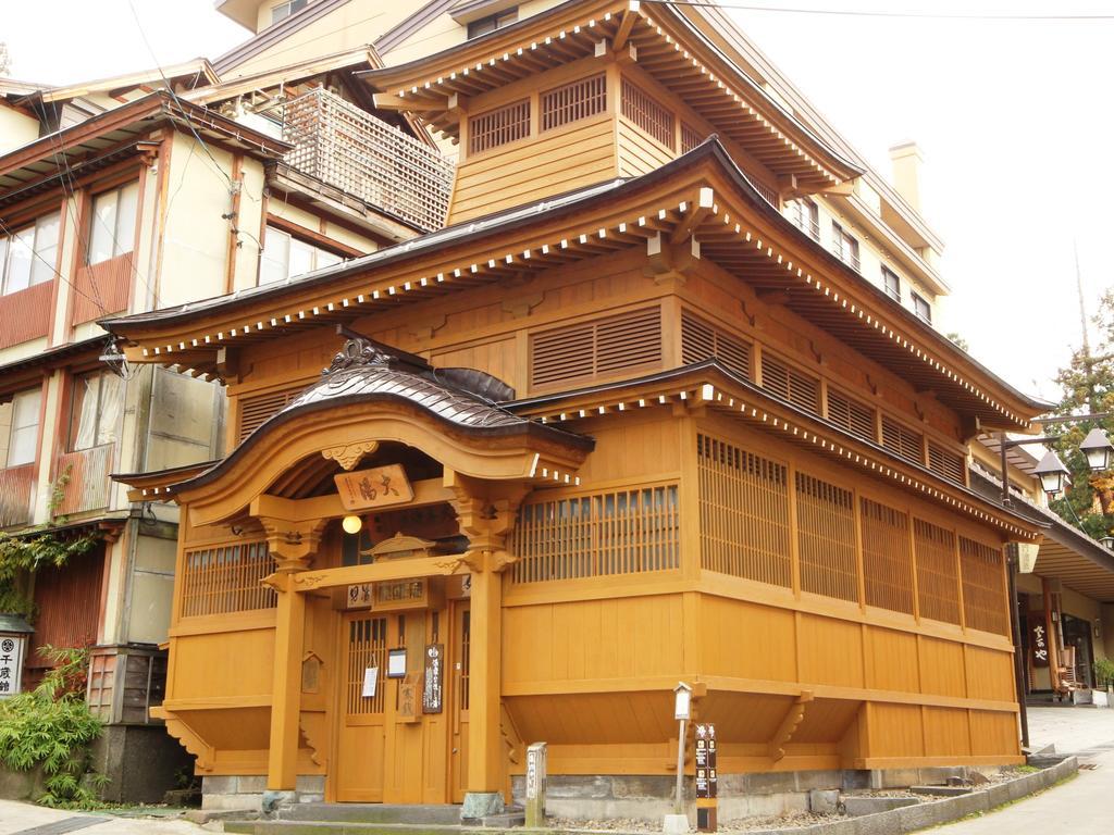 Honkan Gentaroya Nozawaonsen Exterior photo